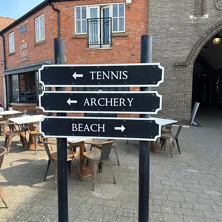 Sunrise Cove, The Bay, Апартаменты *