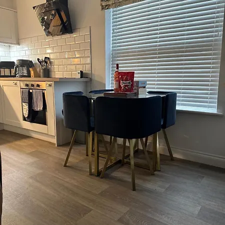 Апартаменты Sunrise Cove, The Bay,