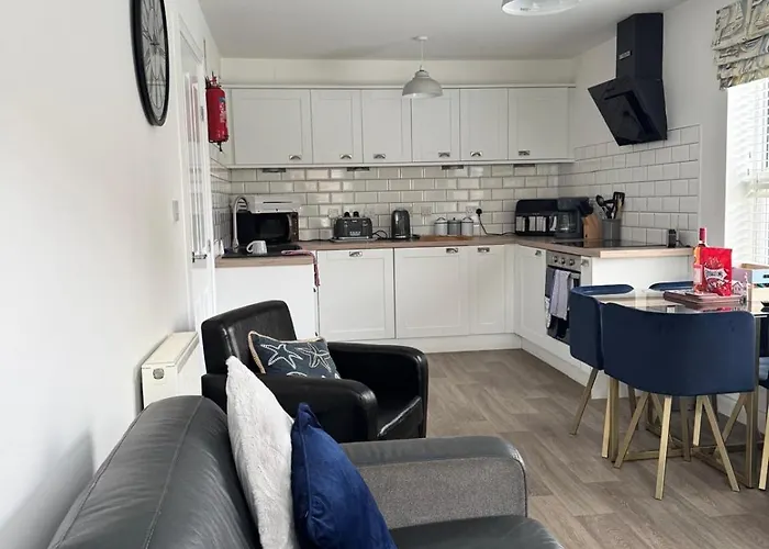 Sunrise Cove, The Bay,